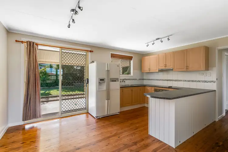 9 Cleary Street, Centenary Heights QLD 4350