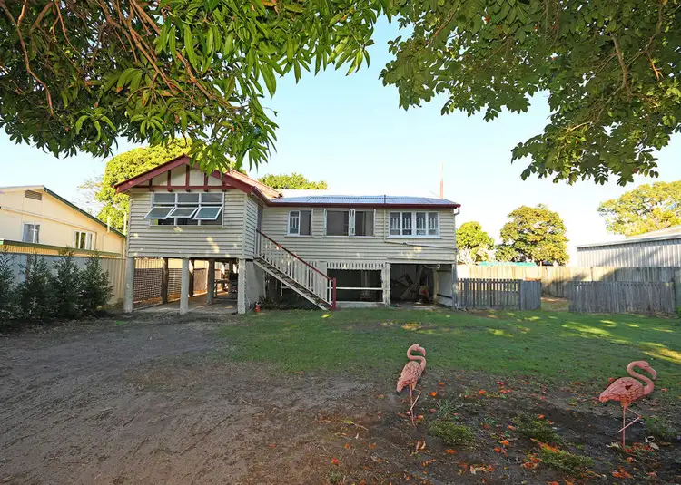 21 Hibiscus Street, Urangan QLD 4655