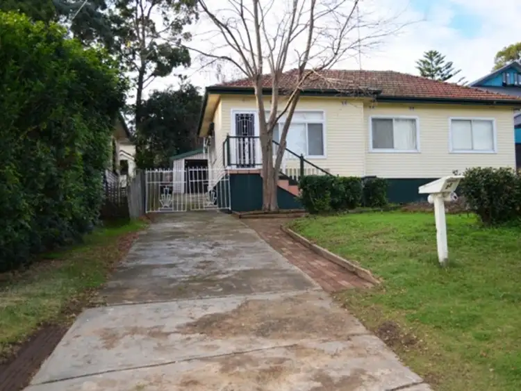 22 Donaldson Street, Bradbury NSW 2560