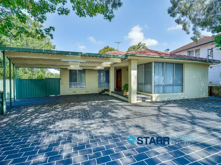 6 Taber Place, Bradbury NSW 2560