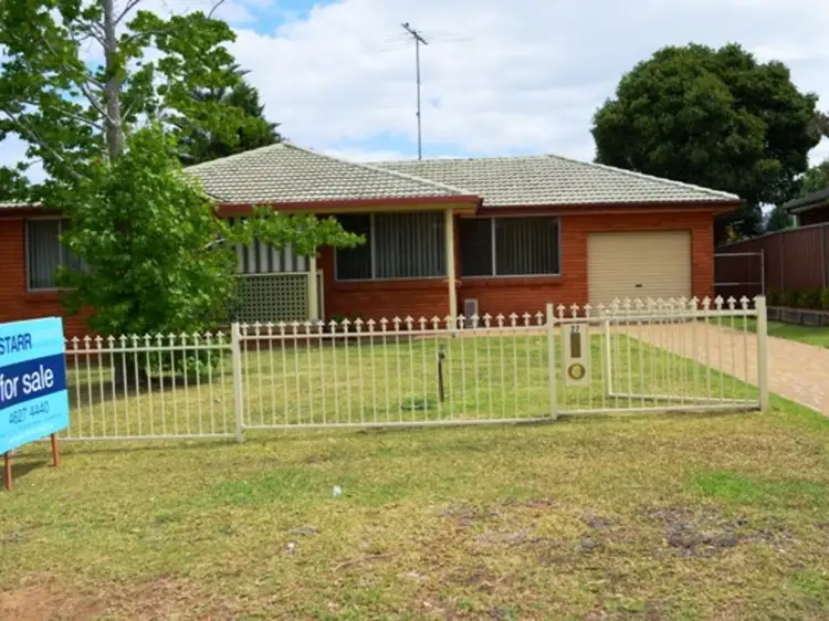 27 Valley Road, Campbelltown NSW 2560