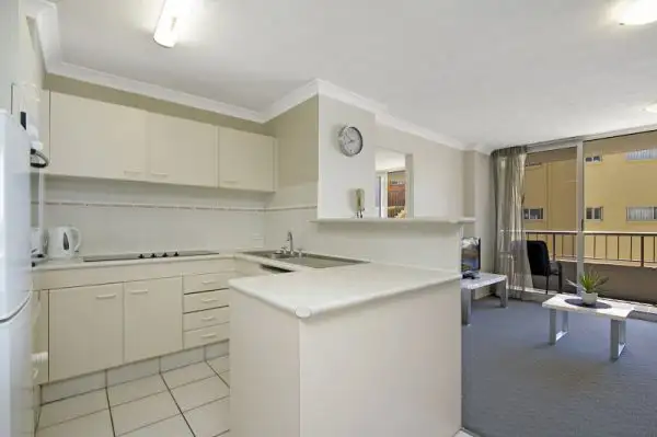 Sixth view of Homely unit listing, 4/3-5 Ward Street, Rainbow Bay QLD 4225