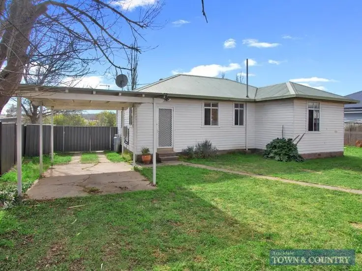 Sixth view of Homely house listing, 2 Barney Street, Armidale NSW 2350