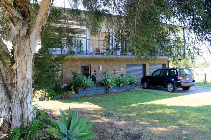 #322 Summerland Way