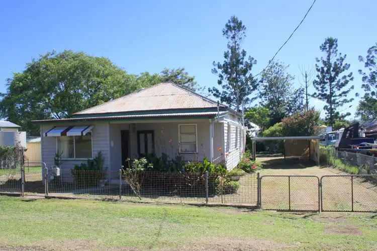 35 George Street, Biggenden QLD 4621