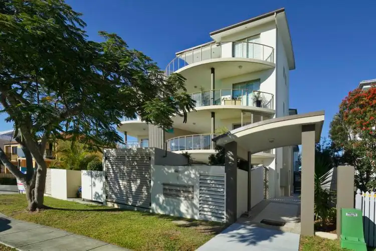Main view of Homely unit listing, 4/7 Annie St, Woody Point QLD 4019