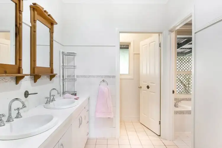 Sixth view of Homely house listing, 22 Bahrview Drive, Bahrs Scrub QLD 4207