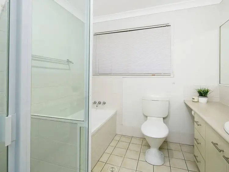 Seventh view of Homely house listing, 4 Jacqueline Place, Wynnum West QLD 4178