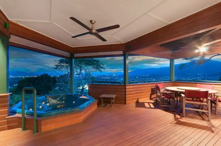 2 Price Close, Edge Hill QLD 4870
