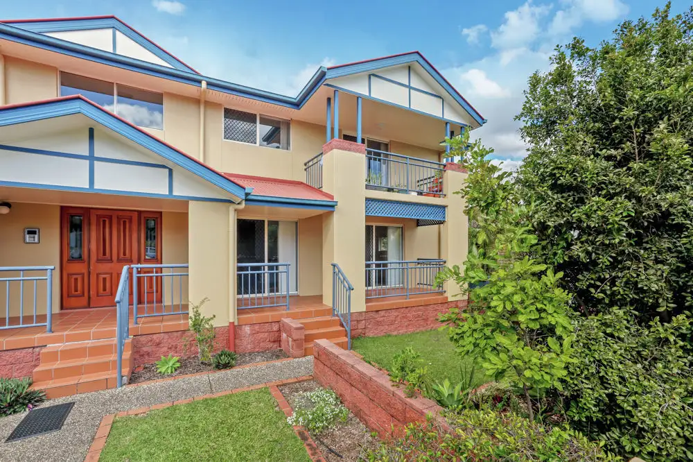 Main view of Homely unit listing, 4/17 Campbell Terrace, Wavell Heights QLD 4012