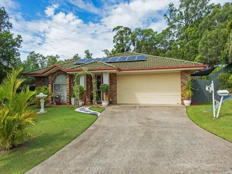 4 Dorchester Court, Oxenford QLD 4210