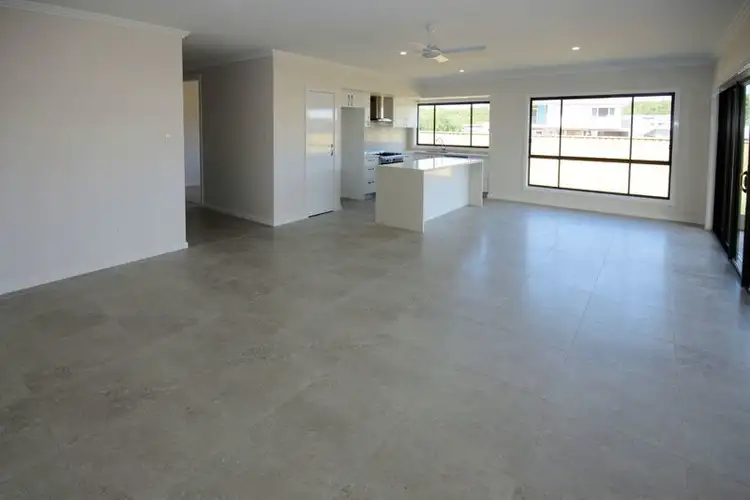 Seventh view of Homely house listing, 4 Ivory Circuit, Sapphire Beach NSW 2450