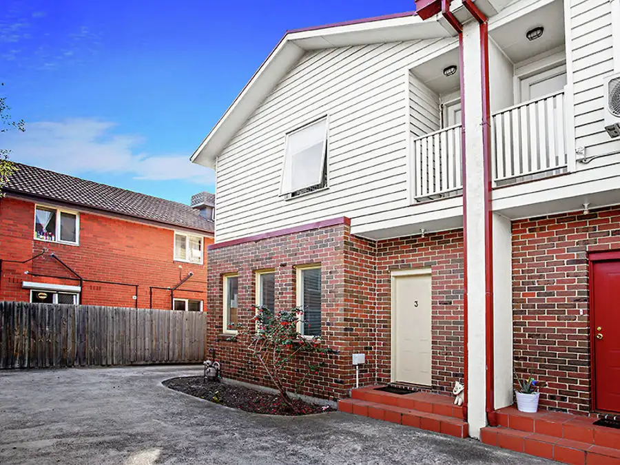 Main view of Homely townhouse listing, 3/37 Davies St, Brunswick VIC 3056