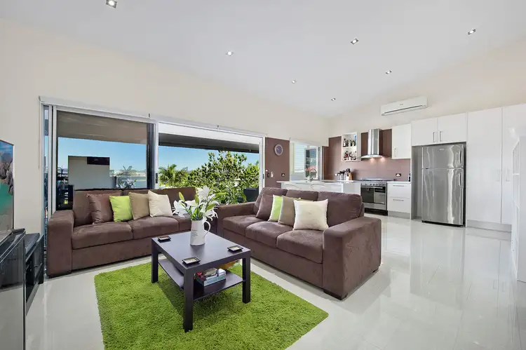 Third view of Homely apartment listing, 3 / 78 Martha Street, Camp Hill QLD 4152