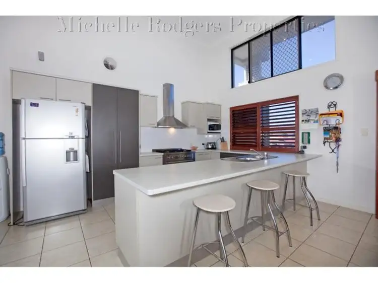 Fourth view of Homely house listing, 2 Letitia  Cl, Wakerley QLD 4154