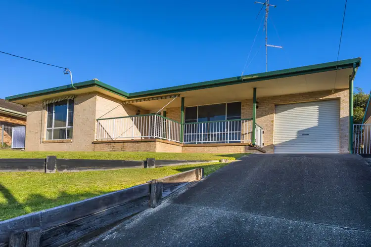 10 Barnes Street, Woolgoolga NSW 2456