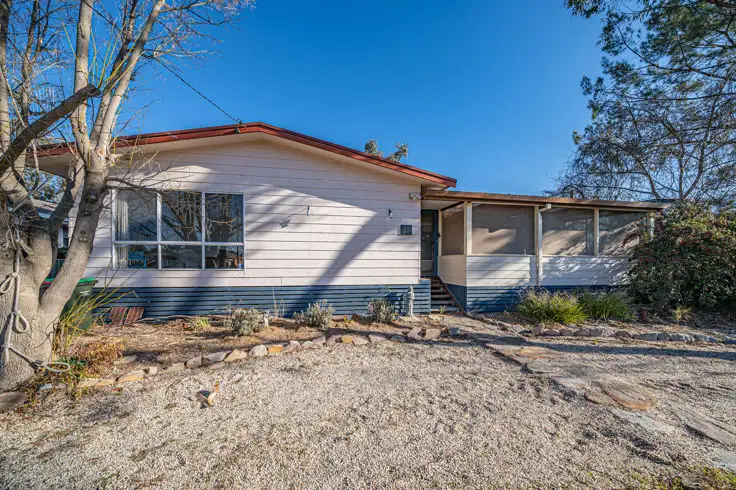 22 James Avenue, Armidale NSW 2350