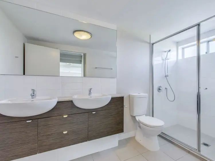 Sixth view of Homely apartment listing, 17 154 Musgrave Avenue, Southport QLD 4215
