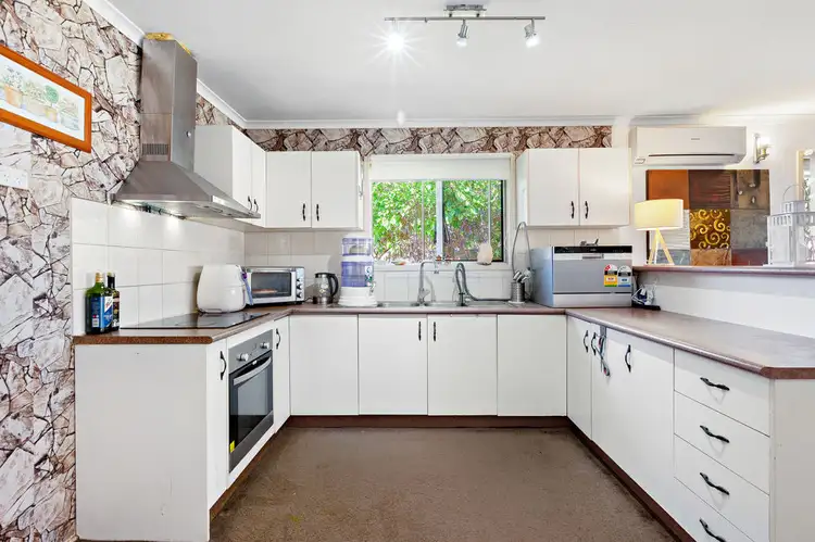 5 Alarka Court, Kingston QLD 4114