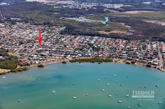 4 Yarran Street, Victoria Point QLD 4165