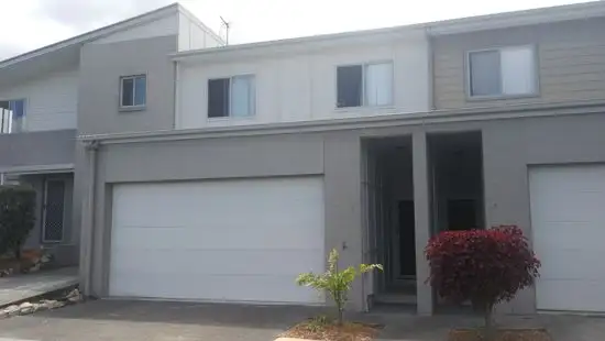 Main view of Homely unit listing, 2/2 Sangster Crescent, Pacific Pines QLD 4211