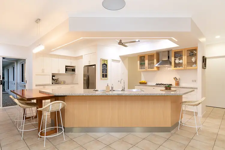 Sixth view of Homely house listing, 913 New Cleveland Road, Gumdale QLD 4154