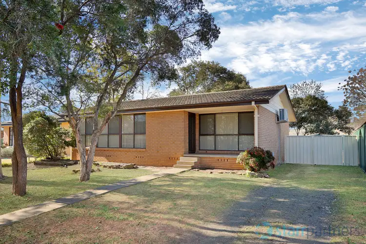 17 Andrew Town Place