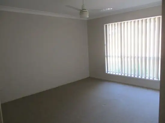 Sixth view of Homely house listing, 8 Steel, Nikenbah QLD 4655