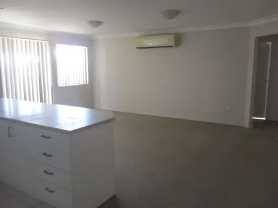 Seventh view of Homely house listing, 8 Steel, Nikenbah QLD 4655