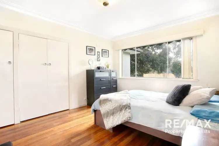 Sixth view of Homely house listing, 4 Cassia Grove, Frankston VIC 3199