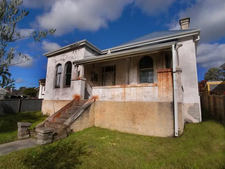 141 Crebert Street, Mayfield NSW 2304