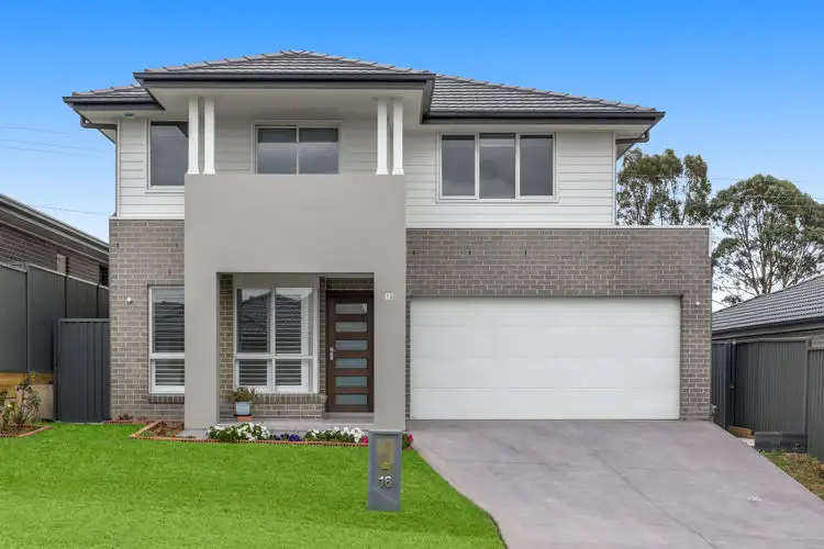 16 Brunton Place, St Helens Park NSW 2560