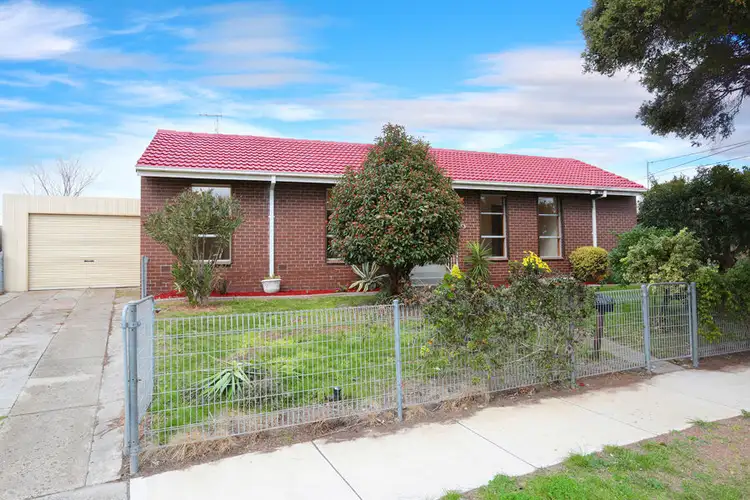 43 Learmonth Crescent, Sunshine West VIC 3020