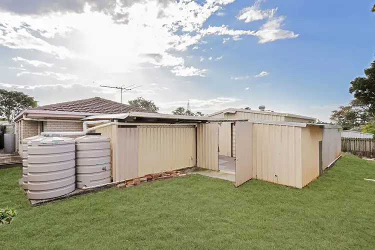 Fifth view of Homely house listing, 2 Papaya Court, Kallangur QLD 4503
