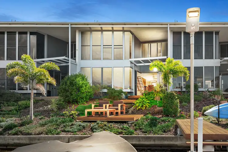 2/65 Whitehaven Way, Pelican Waters QLD 4551