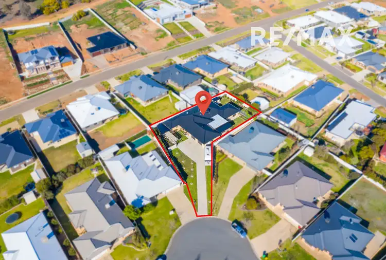 22 Balala Crescent, Bourkelands NSW 2650