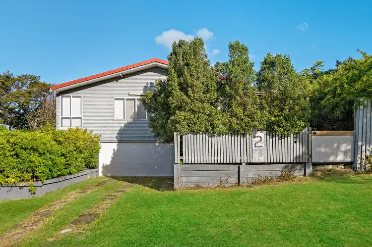 2 Cecile Street, Balmoral QLD 4171