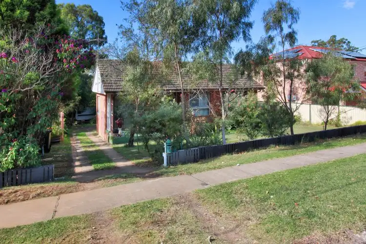 Sixth view of Homely house listing, 11 Carinya Road, Girraween NSW 2145