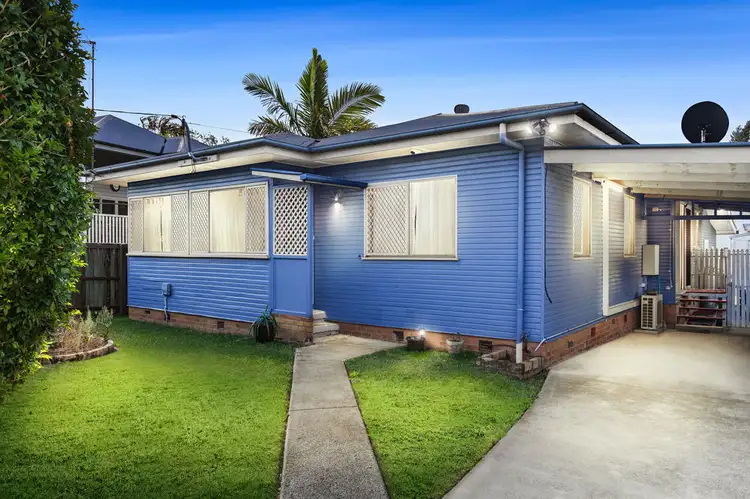 81 Farrington  Street, Alderley QLD 4051