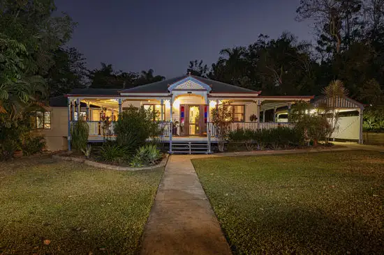8 Refalo Drive, Farleigh QLD 4741