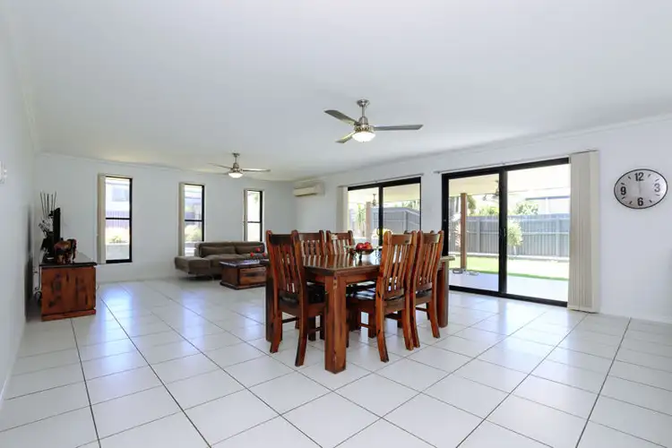 Sixth view of Homely house listing, 10 Reinaerhoff Crescent, Glen Eden QLD 4680