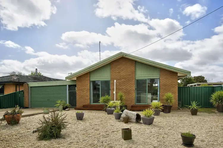 3 Stratton Crt, Deniliquin NSW 2710