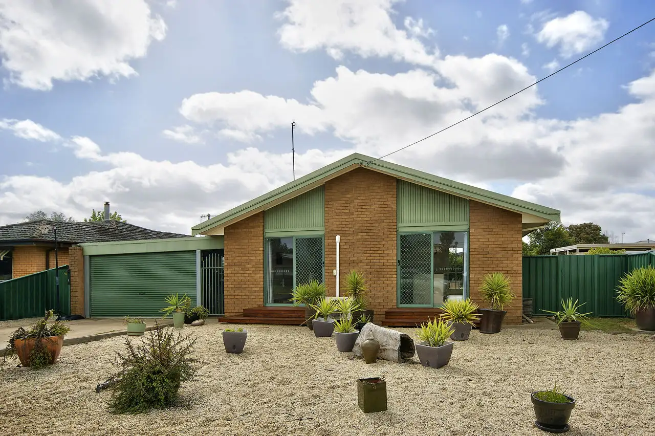 Main view of Homely house listing, 3 Stratton Crt, Deniliquin NSW 2710