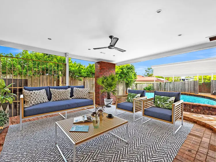 33 East Street, Camp Hill QLD 4152