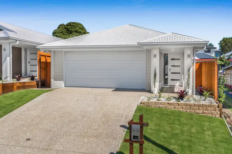 16 Radius Street, Wynnum QLD 4178