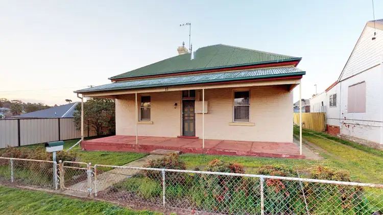 12 William Street, Junee NSW 2663