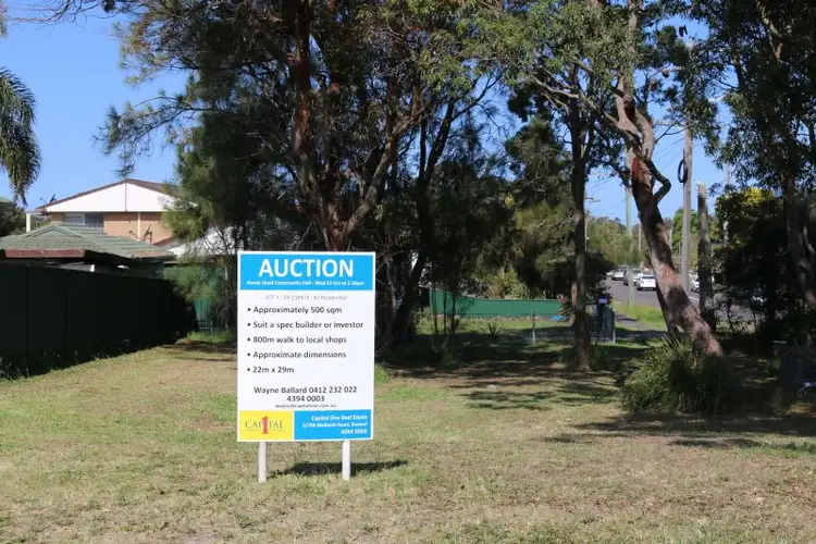 1 Cornwall Ave, Gorokan NSW 2263