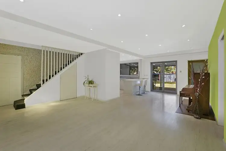 6 Danbury Avenue, Gorokan NSW 2263