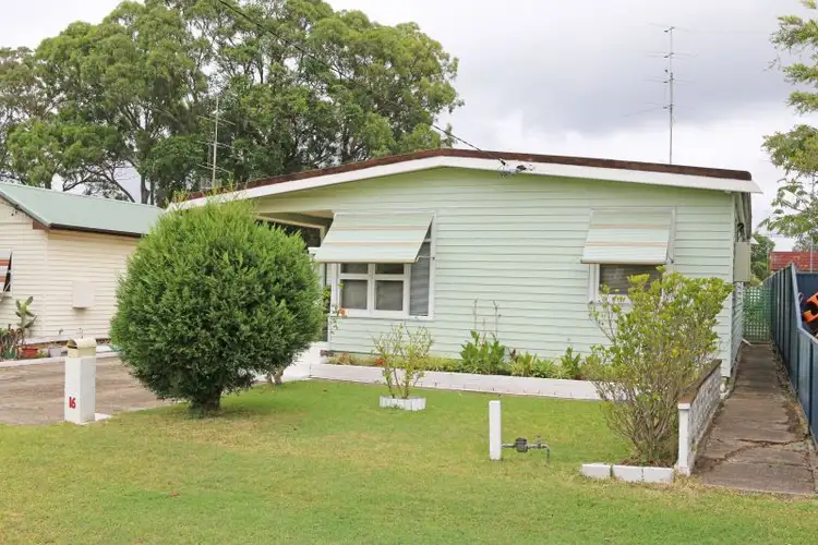 16 Gascoigne Road, Gorokan NSW 2263