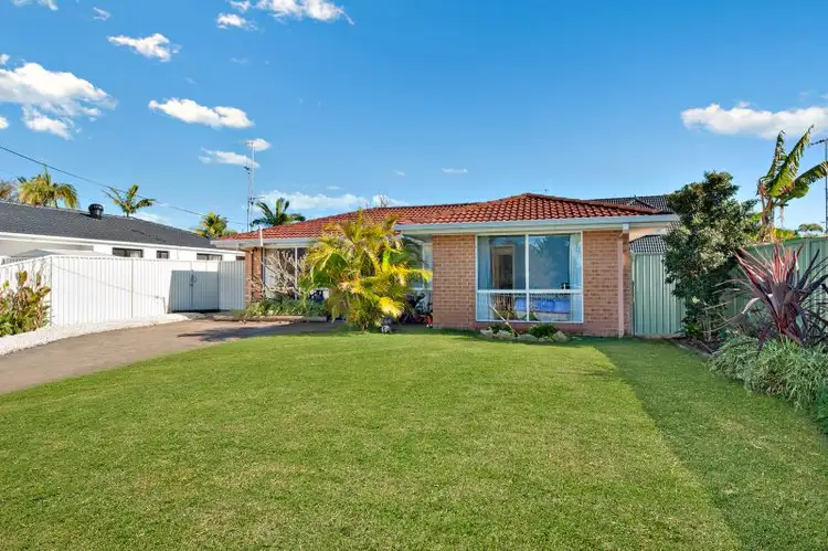Main view of Homely house listing, 4 Gorokan Drive, Lake Haven NSW 2263